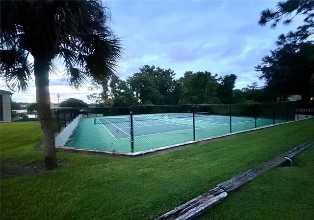 Listing Photo 2 - Condo for sale in building located at 224 Afton Sq, Altamonte Springs, FL 32714 - Unit #203