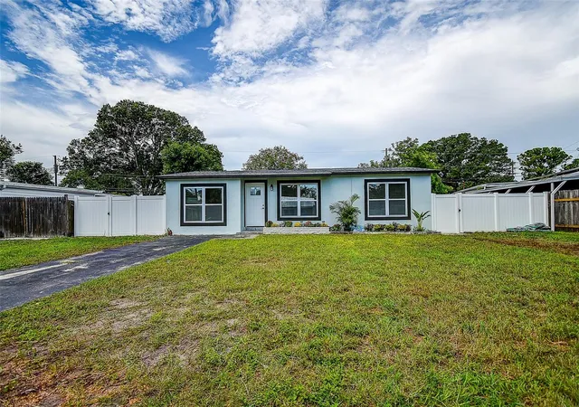 2nd image of 7580 Meadowlawn Dr N, Saint Petersburg, FL 33702 | MLS# TB8544206