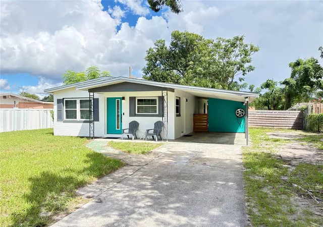 Photo 1 of Single family home for sale at 10333 Loubet St, Orlando, FL 32817 | MLS# O6438003 | Listing updated on 2026-09-04