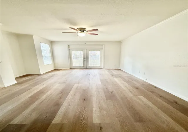 Listing Photo 5 - Condo for sale in building located at 6356 Raleigh St, Orlando, FL 32835 - Unit #1503