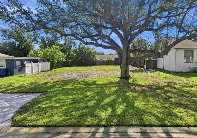 Land for sale at 4135 Carson St NE, Saint Petersburg, FL 33703 | MLS# TB8544243