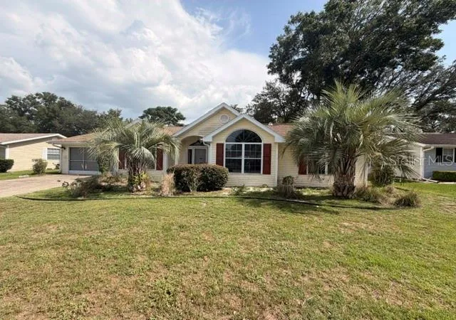 Photo 1 of Single family home for sale at 8484 Sw 108th Street, Ocala, FL 34481 | MLS# OM731439 | Listing updated on 2026-09-01