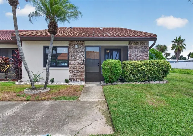 Photo 1 of Single family home for sale at 7360 Ulmerton Rd #2E, Largo, FL 33771 | MLS# V4951040 | Listing updated on 2026-09-20