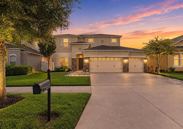 Photo 1 of Single family home for sale at 20147 Oakflower Ave, Tampa, FL 33647 | MLS# TB8544248 | Listing updated on 2026-10-07