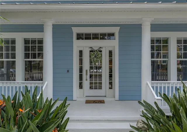 Photo 3 of Sale Pending at 5252 Brighton Shore Dr, Apollo Beach, FL 33572 | MLS# O6438034 | Listing updated on 2026-09-02