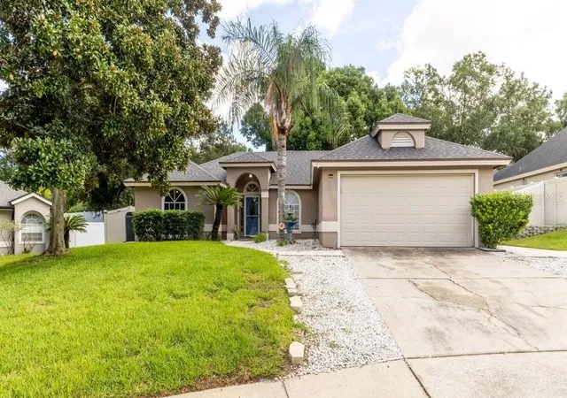 Photo 1 of Single family home for sale at 859 High Pointe Cir, Minneola, FL 34715 | MLS# G5117225 | Listing updated on 2026-09-07