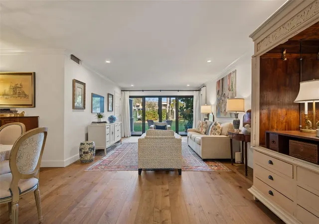 Photo 3 of Condo for sale at 100 S Interlachen Ave #101, Winter Park, FL 32789 | MLS# O6438038 | Listing updated on 2026-09-25
