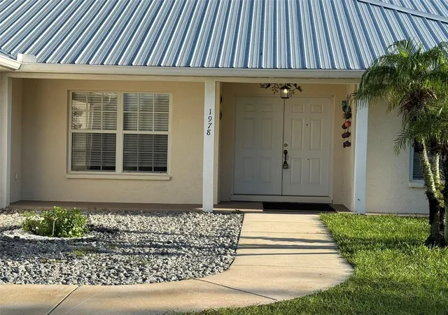 Photo 2 of Sale Pending at 1978 Wooten Rd, Dover, FL 33527 | MLS# L4964718 | Listing updated on 2026-09-26