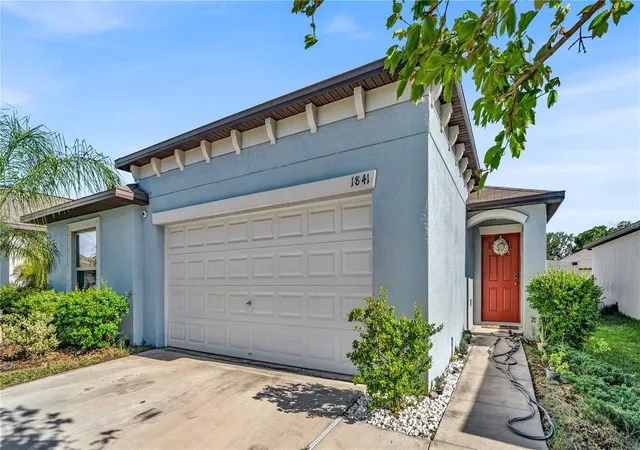 Photo 2 of Single family home for sale at 1841 Crinkle Leaf Ct, Ruskin, FL 33570 | MLS# S5156693 | Listing updated on 2026-09-17