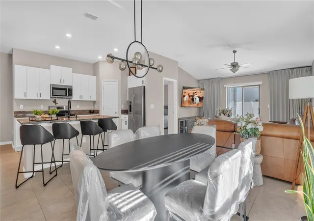 Photo 4 of Single family home for sale at 1841 Crinkle Leaf Ct, Ruskin, FL 33570 | MLS# S5156693 | Listing updated on 2026-09-17
