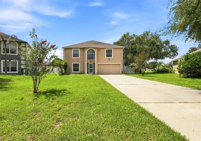 Photo 2 of Single family home for sale at 347 Velveteen Pl, Chuluota, FL 32766 | MLS# TB8544272 | Listing updated on 2026-10-04