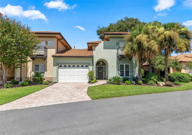 Townhouse for sale at 1248 Avenida De Las Casas, LADY LAKE, FL 32159 | MLS# OM731442