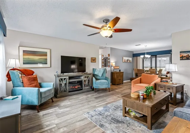 Photo 4 of Single family home for sale at 1223 Tarpon Ln, Lady Lake, FL 32159 | MLS# OM731443 | Listing updated on 2026-09-21