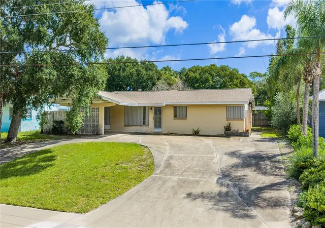 Photo 1 of Single family home for sale at 2005 Saxon Dr, New Smyrna Beach, FL 32169 | MLS# NS1089141 | Listing updated on 2026-09-01