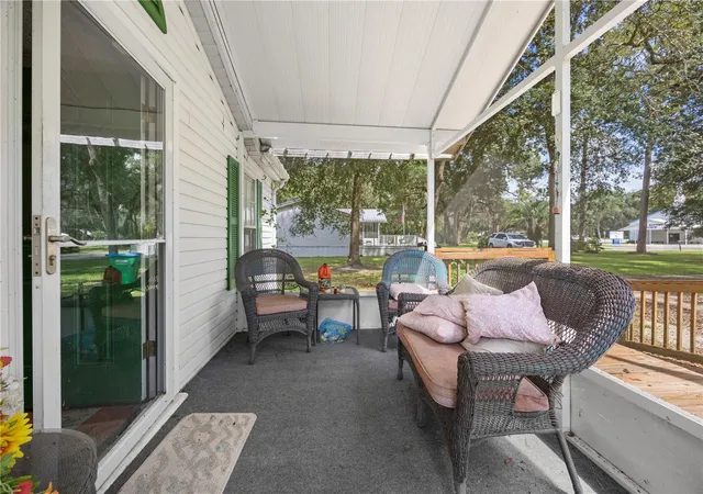 Photo 3 of Manufactured home for sale at 7531 NW 165th Street, Trenton, FL 32693 | MLS# O6438069 | Listing updated on 2026-10-07