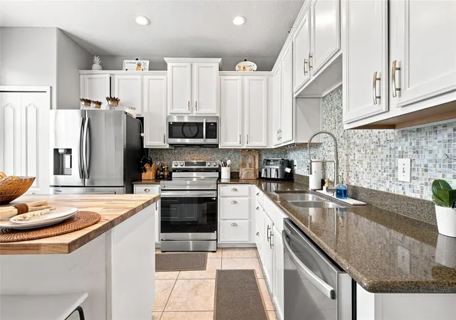 Photo 3 of Single family home for sale at 14310 Queenside St, Orlando, FL 32824 | MLS# O6438074 | Listing updated on 2026-09-13