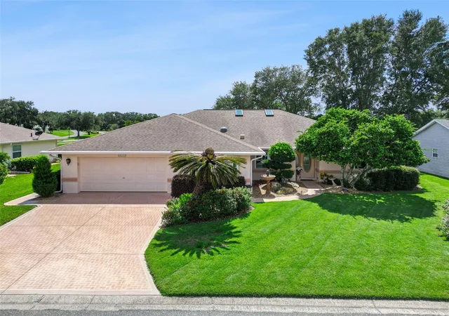 Photo 2 of Sale Pending at 26707 Wimbledon St, Leesburg, FL 34748 | MLS# G5117231 | Listing updated on 2026-09-15