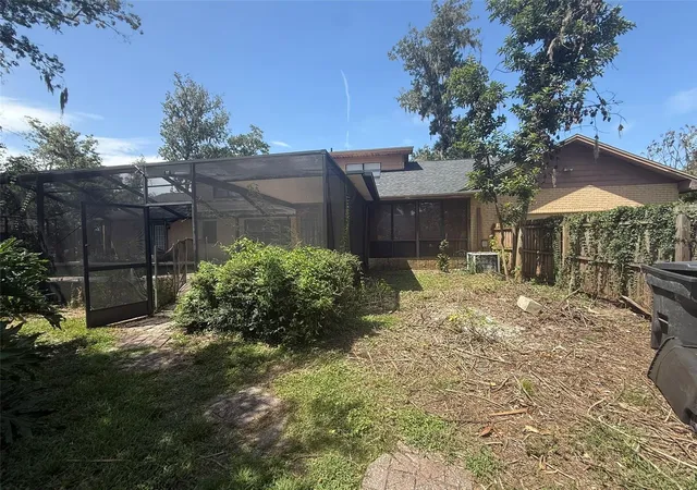 Photo 18 of Single family home for sale at 113 Locust Dr, Brandon, FL 33511 | MLS# TB8544296 | Listing updated on 2026-09-07