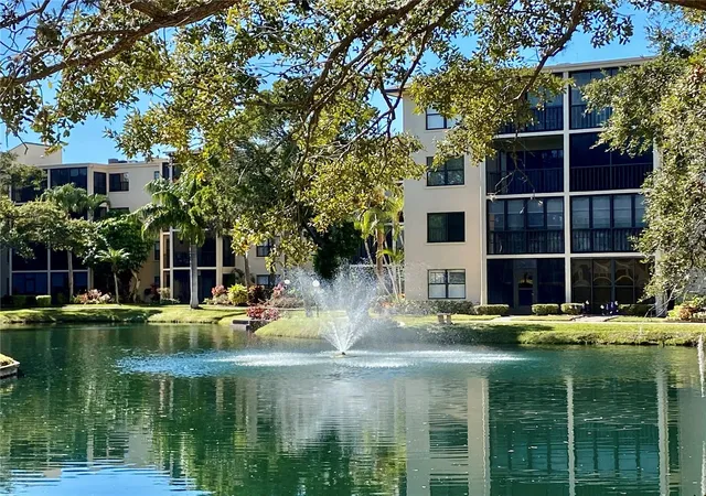 Photo 2 of Condo for sale at 625 30th Avenue W #G109, Bradenton, FL 34205 | MLS# A4704675 | Listing updated on 2026-09-15