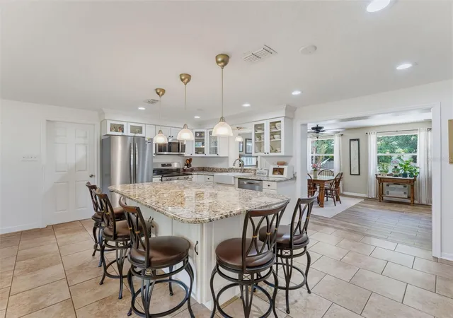 4th image of 1575 Jasmine Way, Clearwater, FL 33756 | MLS# W7889090
