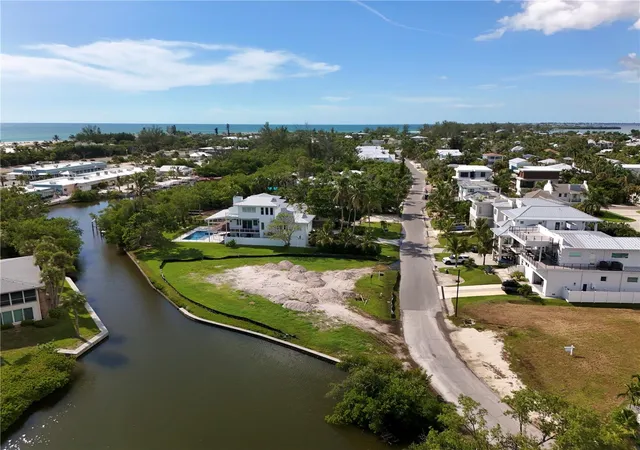 Photo 4 of Land for sale at Longboat Dr S, Longboat Key, FL 34228 | MLS# A4704679 | Listing updated on 2026-09-08
