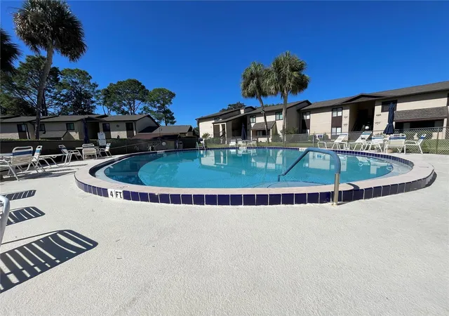 Listing Photo 4 - Condo for sale in building located at 647 Midway Dr, Ocala, FL 34472 - Unit #B