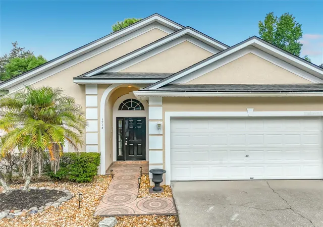 Photo 2 of Single family home for sale at 1714 Fox Glen Ct, Winter Springs, FL 32708 | MLS# O6438093 | Listing updated on 2026-09-23