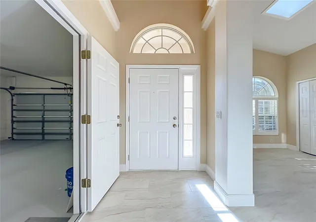 Photo 3 of Single family home for sale at 1714 Fox Glen Ct, Winter Springs, FL 32708 | MLS# O6438093 | Listing updated on 2026-09-23