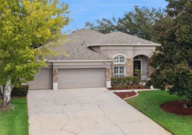 Sale Pending at 1458 Whitefriar Dr, Ocoee, FL 34761 | MLS# O6438094 | Listing updated on 2026-09-12