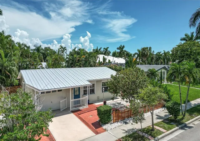 Photo 1 of Single family home for sale at 617 W Olympia Ave, Punta Gorda, FL 33950 | MLS# C7530208 | Listing updated on 2026-09-06