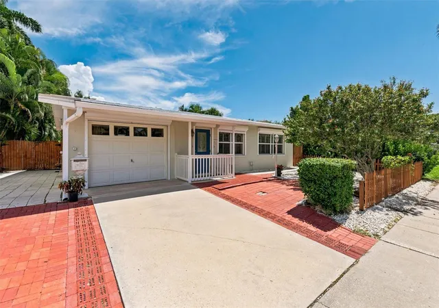 Photo 2 of Single family home for sale at 617 W Olympia Ave, Punta Gorda, FL 33950 | MLS# C7530208 | Listing updated on 2026-09-06