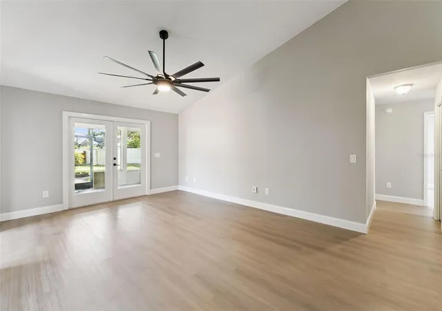 Sale Pending at 564 Chula Woods Ct, CHULUOTA, FL 32766 | MLS# O6438101 | Listing updated on 2026-10-04