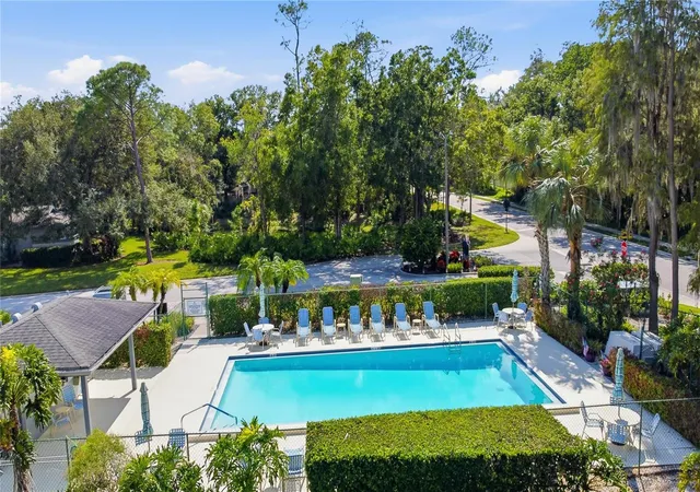 Photo 3 of Sale Pending at 135 Pinewinds Blvd, Oldsmar, FL 34677 | MLS# S5156711 | Listing updated on 2026-10-06