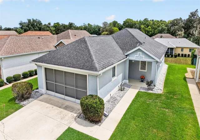 Photo 4 of Single family home for sale at 1923 NW 50th Circle, Ocala, FL 34482 | MLS# OM731449 | Listing updated on 2026-09-13