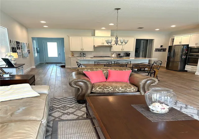 Photo 5 of House for sale at 2042 Key Bay Trl, Kissimmee, FL 34747 | MLS# O6438140 | Listing updated on 2026-09-02