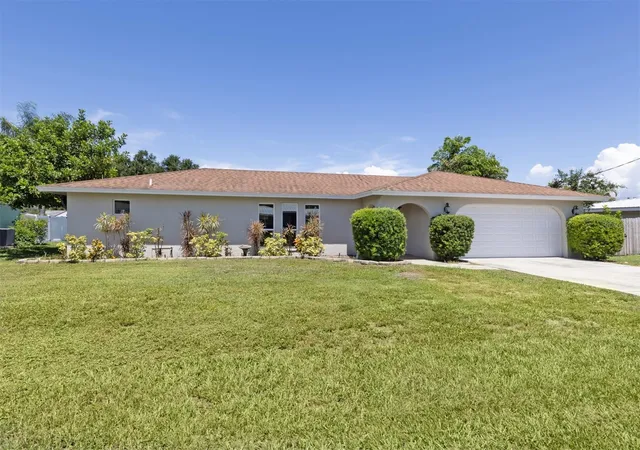 Photo 1 of Single family home for sale at 2161 Inner Cass Cir, Sarasota, FL 34231 | MLS# TB8544374 | Listing updated on 2026-09-15
