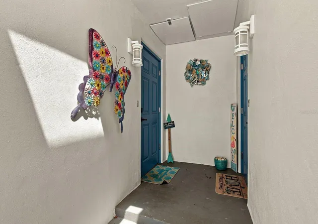 Photo 2 of Condo for sale at 593 Westwinds Dr #593, Palm Harbor, FL 34683 | MLS# TB8544380 | Listing updated on 2026-10-07