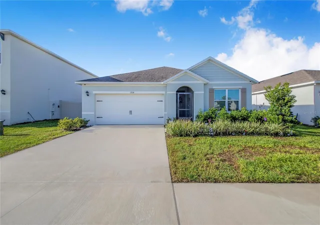 Photo 3 of Single family home for sale at 1704 Frogmore Ave, Haines City, FL 33844 | MLS# P4939741 | Listing updated on 2026-09-12