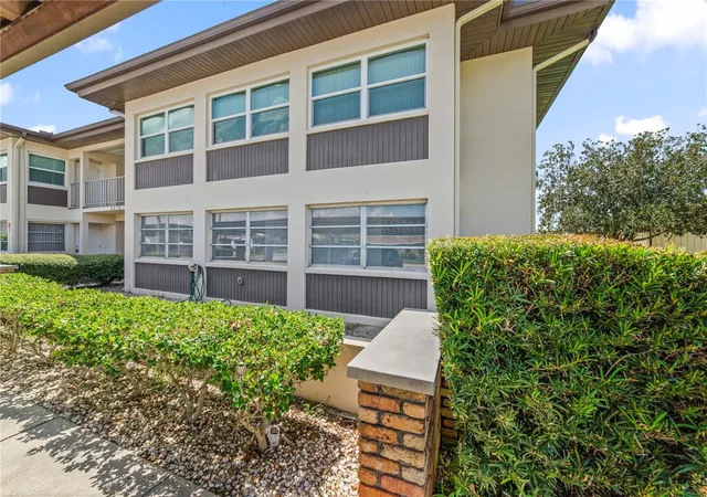 Listing Photo 3 - Condo for sale in building located at 4854 Marine Pkwy, NEW PORT RICHEY, FL 34652 - Unit #101
