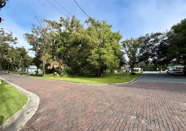 Photo 1 of Land for sale at E Liberty St, Brooksville, FL 34601 | MLS# TB8544397 | Listing updated on 2026-09-02