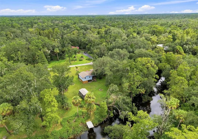 Photo 3 of Single family home for sale at 4506 Squirrell Run Way, Valrico, FL 33596 | MLS# TB8544398 | Listing updated on 2026-09-19
