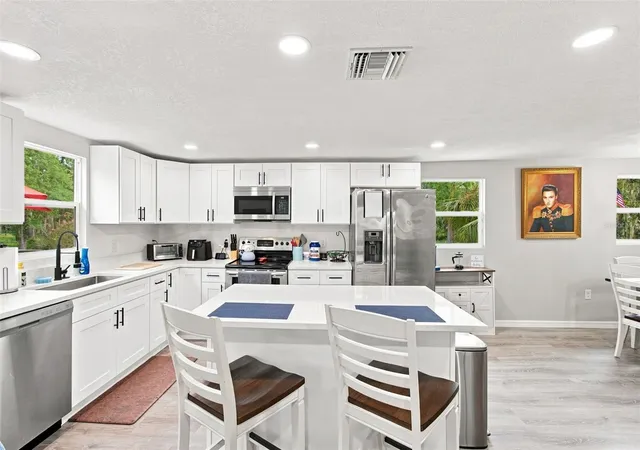 Photo 3 of Single family home for sale at 4506 Squirrell Run Way, Valrico, FL 33596 | MLS# TB8544398 | Listing updated on 2026-09-19