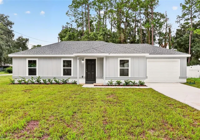 Photo 1 of Single family home for sale at 3 Pecan Dr Crse, Ocala, FL 34472 | MLS# OM731458 | Listing updated on 2026-09-02