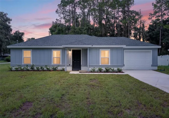 Photo 2 of Single family home for sale at 3 Pecan Dr Crse, Ocala, FL 34472 | MLS# OM731458 | Listing updated on 2026-09-02