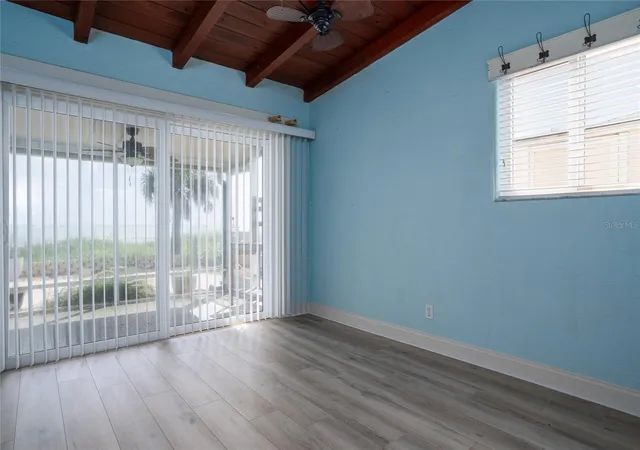 Photo 3 of Single family home for sale at 10 Ocean Edge Dr, Ormond Beach, FL 32176 | MLS# V4951051 | Listing updated on 2026-09-28