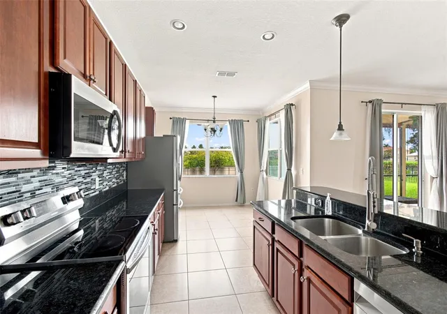 Photo 3 of Single family home for sale at 5108 Butterfly Shell Dr, Apollo Beach, FL 33572 | MLS# TB8544408 | Listing updated on 2026-09-14