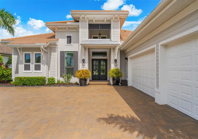 Photo 4 of Single family home for sale at 4925 Benito Ct, Bradenton, FL 34211 | MLS# A4704715 | Listing updated on 2026-10-06