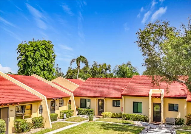 Photo 3 of Condo for sale at 1229 58th Street W #1229, Bradenton, FL 34209 | MLS# A4704721 | Listing updated on 2026-09-22