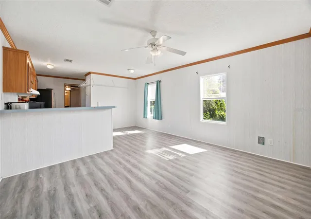 Photo 2 of Manufactured home for sale at 10265 Se 165th Place, Summerfield, FL 34491 | MLS# OM731464 | Listing updated on 2026-09-04