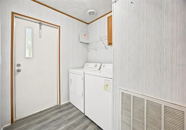 Photo 3 of Manufactured home for sale at 10265 SE 165th Place, Summerfield, FL 34491 | MLS# OM731464 | Listing updated on 2026-09-04